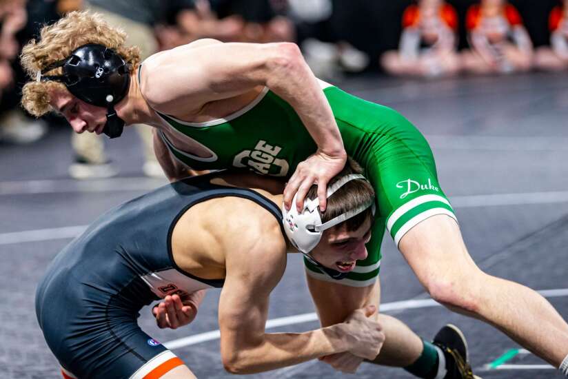 Photos: 2023 Iowa high school boys’ state wrestling duals