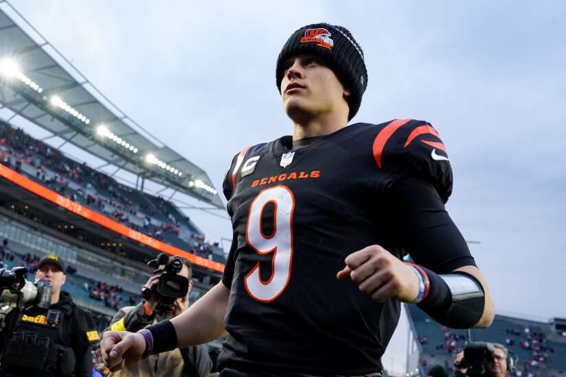 Bengals QB Joe Burrow and other pro athletes are buying an Iowa farm