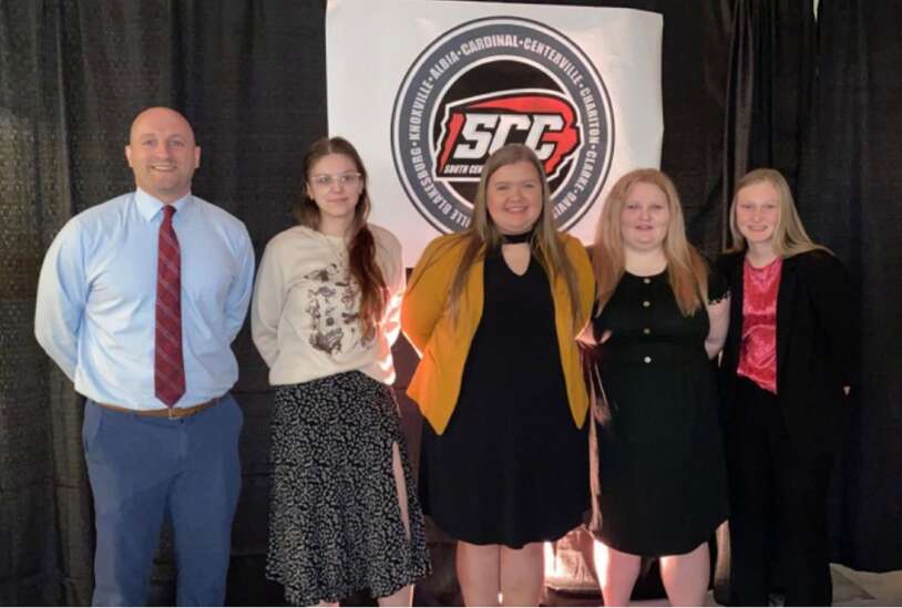 Cardinal students honored at Academic Excellence Awards Banquet