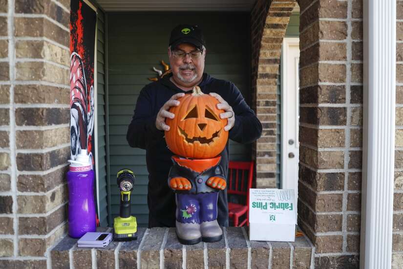 Halloween ghouls prepare for their favorite holiday