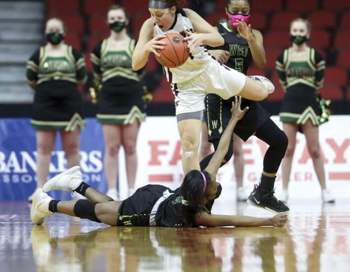 Photos: Iowa City West vs. Waterloo West, Iowa Class 5A girls’ state basketball quarterfinals: