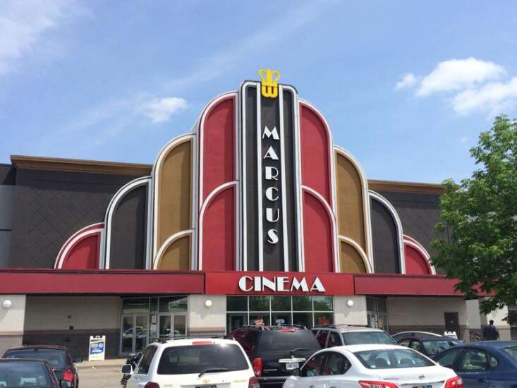 Cedar Rapids movie theater gets new dining options