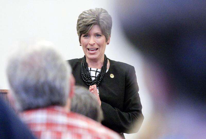 Ernst gets earful from veterans at Cedar Falls roundtable