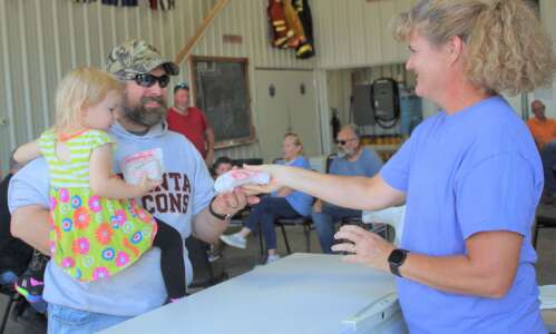 Crawfordsville Community Club holds annual ice cream social fundraiser for…