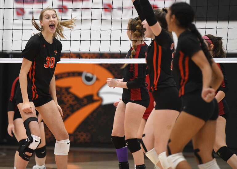 Balance carries Springville to the brink of another state volleyball tournament