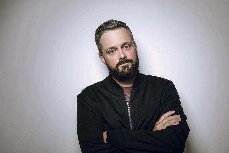 Comedian Nate Bargatze to perform Sunday at Paramount in Cedar Rapids