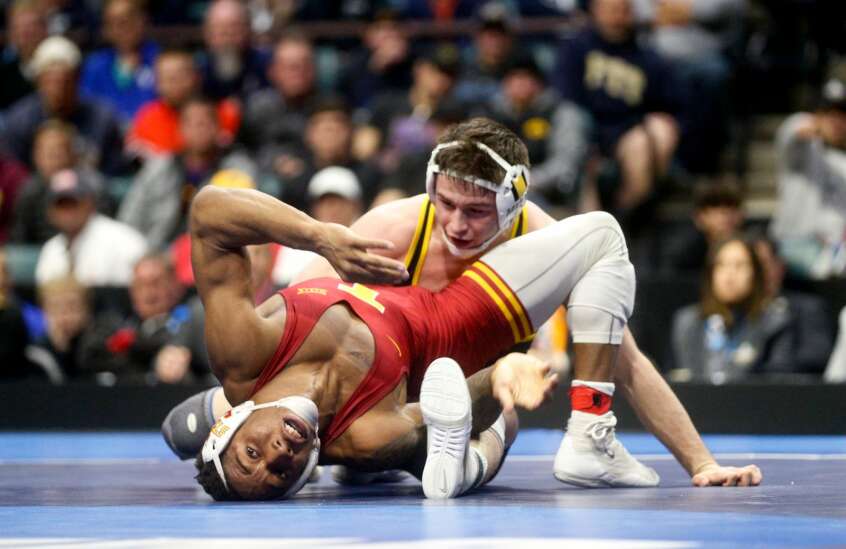 NCAA wrestling finals: Runner-up finishes for Woods, Carr, Keckeisen and Sloan