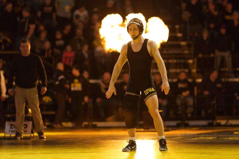 No timetable set for Spencer Lee’s return to Iowa wrestling’s lineup