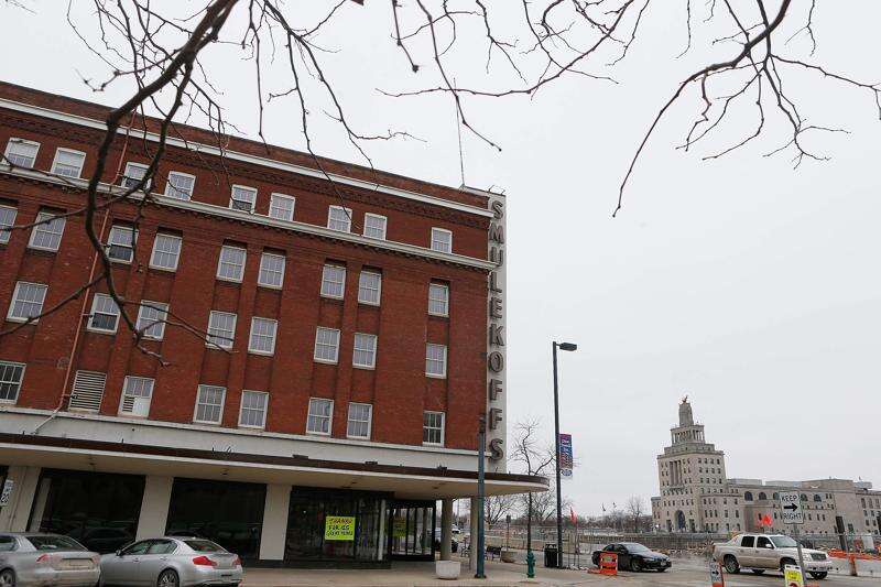 City okays sale of Smulekoff’s building