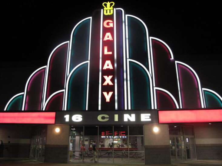 Cedar Rapids movie theater to get recliners