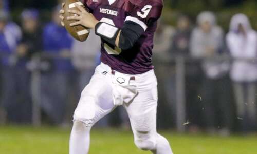 Mount Vernon beats Tipton to clinch home playoff game