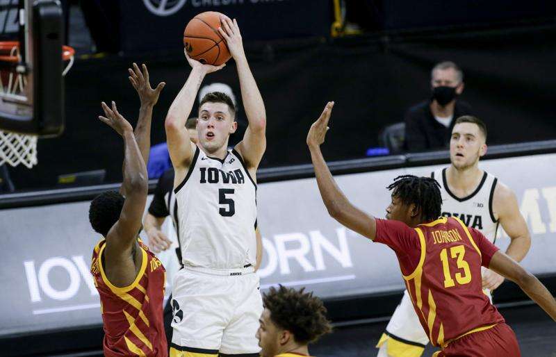 CJ Fredrick transferring stings Iowa, but college sports will survive with free agency