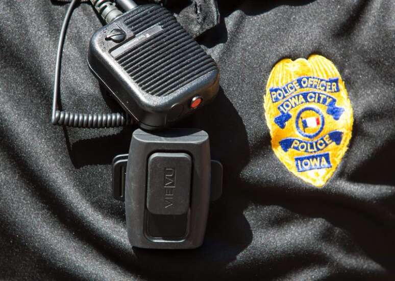 ACLU recommends new rules for police body cameras