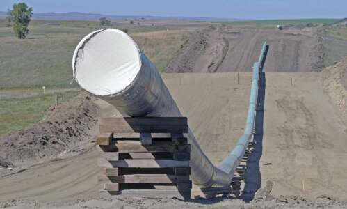 Iowa landowners schedule public hearing on proposed pipelines