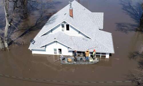 Iowa public health officials urge caution as flood cleanup begins