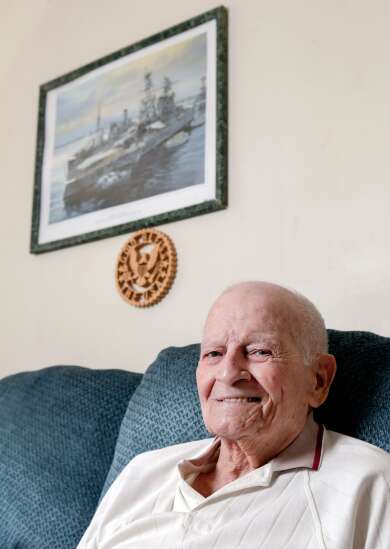 Iowa Pearl Harbor survivor remembered for love of country, family
