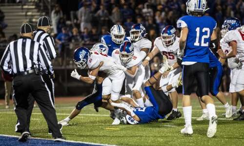 C.R. Washington builds big lead, hangs on for wild 27-24 win over CCA