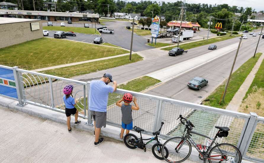 Bikers, hikers, take note: New bridge open over Marion Boulevard