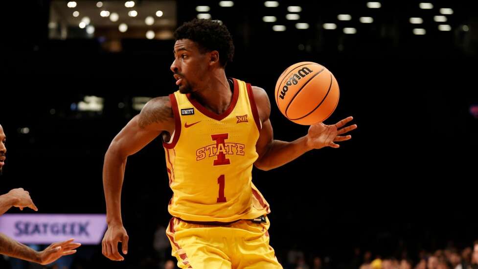 Iowa State men’s basketball ‘bowls’ its way into Top 25