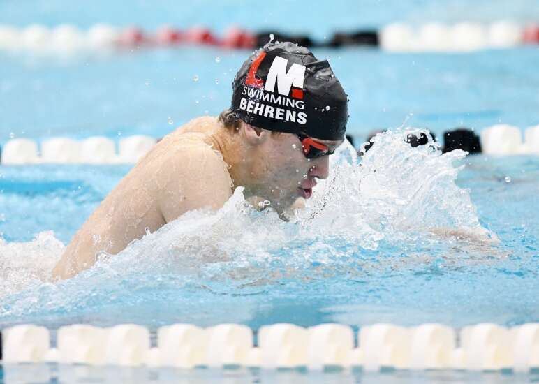 Linn-Mar quickly rebuilds to contend for MVC boys’ swimming championship
