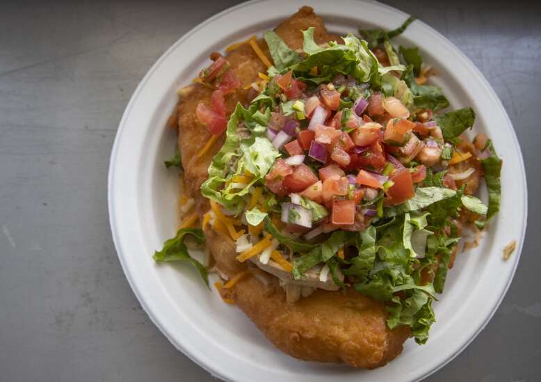 Former chain manager opens Navajo fry bread truck in Iowa City