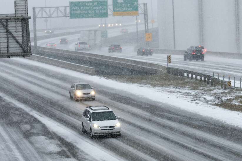 Eastern Iowa snow likely to stick around for days
