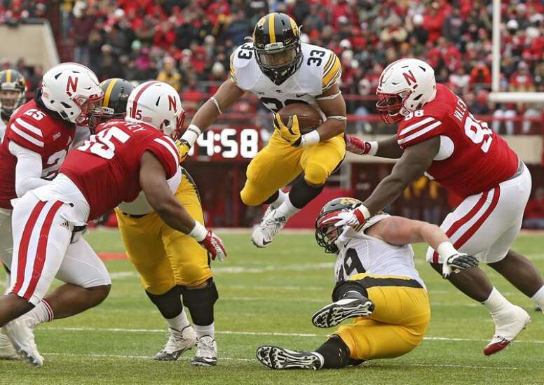 Hawkeyes race the clock for scouts at pro day