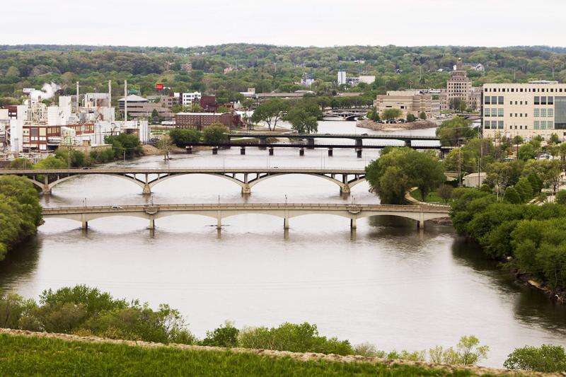 Cedar Rapids seeks $27 million through Destination Iowa for greenway revitalization around Cedar River