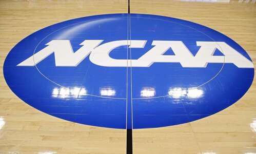 NCAA clears way for athletes to cash in on NIL
