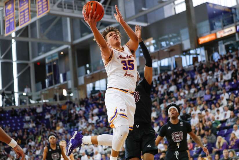 Northern Iowa moves into penthouse of MVC