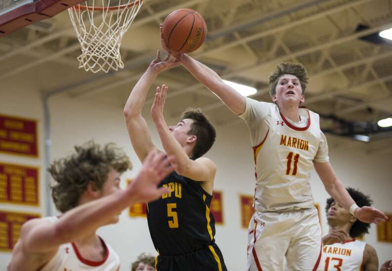 For Marion boys’ basketball, a week makes a huge difference