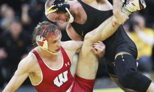 Pinning Combination: Takeaways from Iowa wrestling's win over Wisconsin