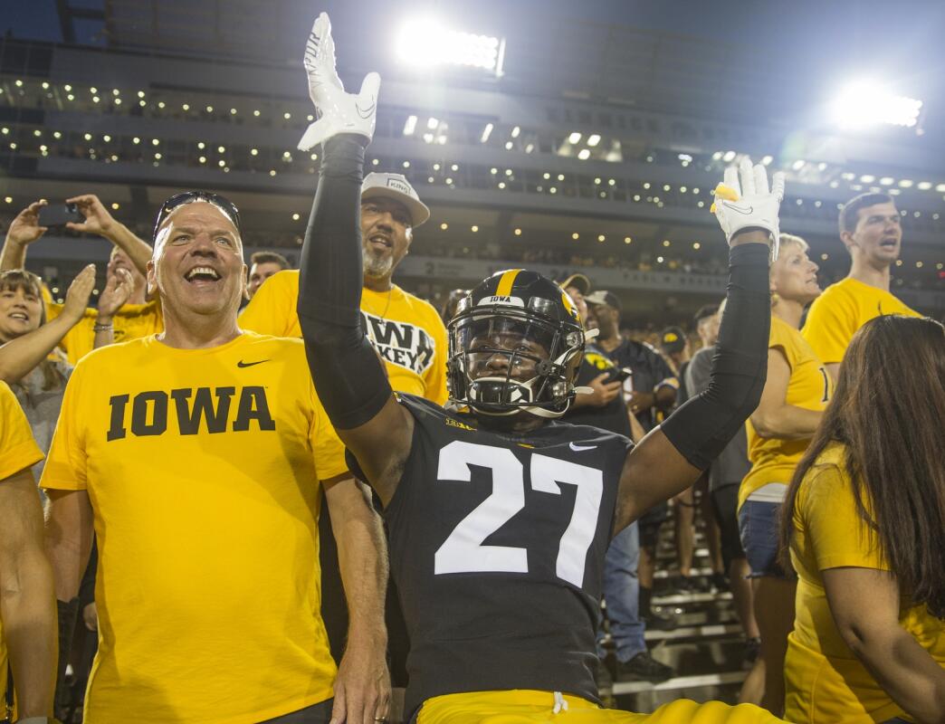 Iowa Schedule 2022 Iowa Football Podcast: First Look At 2022, With Thoughts On Schedule And  Key Returners | The Gazette