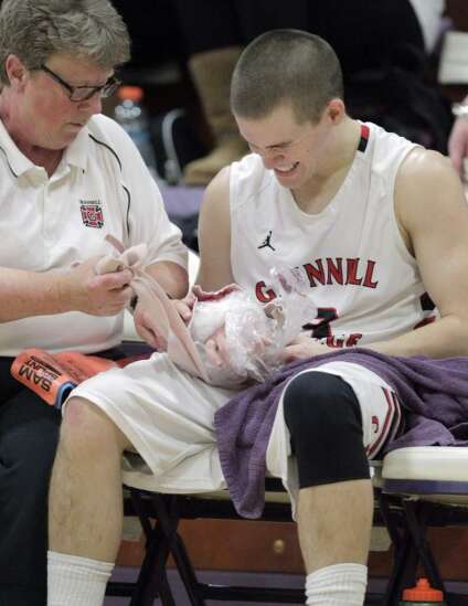 Minus Jack Taylor, Grinnell's basketball team has another unforgettable game