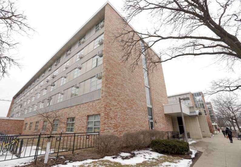 University of Iowa asks for student help in dorm security