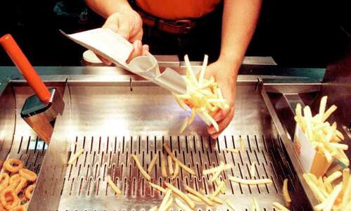 Fast food linked to lower test scores