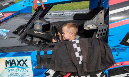 Photos: Auto Race at Benton County Speedway