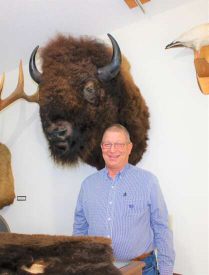 Frank Redeker donates bison head