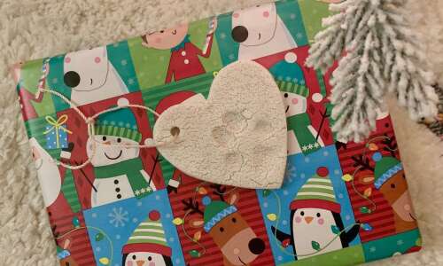 How to make ornaments out of salt dough