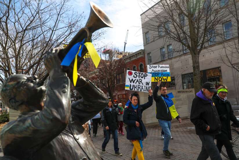 Photos: Iowa City Ukraine Rally
