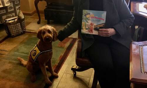 Meet Cedar Rapids therapy dog, Mali, new children’s book star