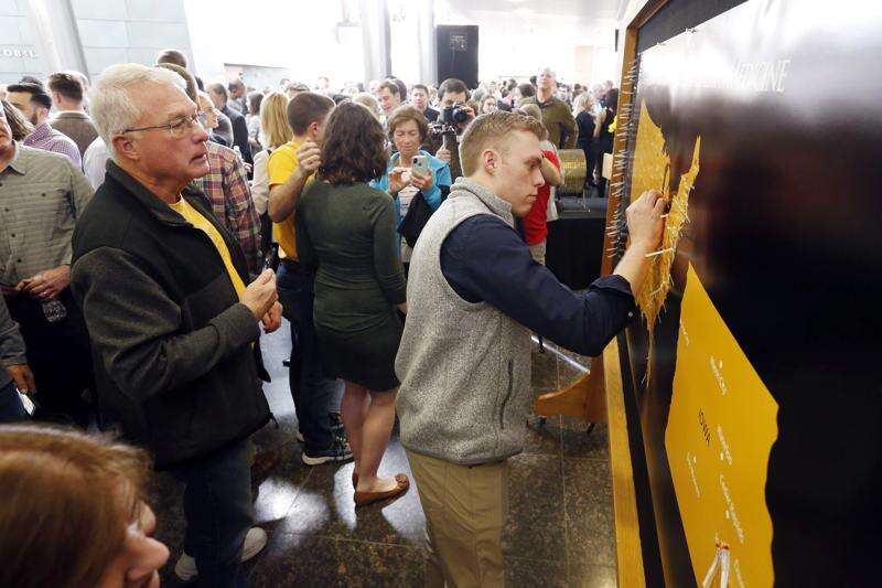 Iowa medical students placed all over country in 2019 Match Day