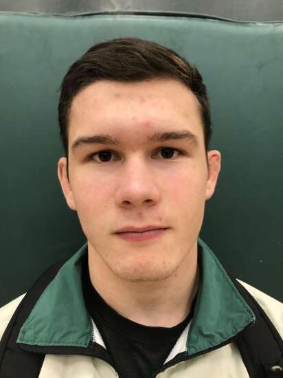 Healthier Will Hoeft returns in Iowa City West wrestling's victory over rival City High