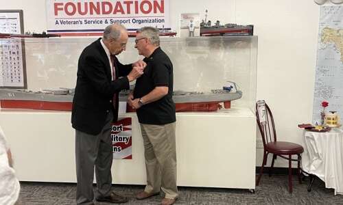 Cedar Rapids veteran receives Purple Heart
