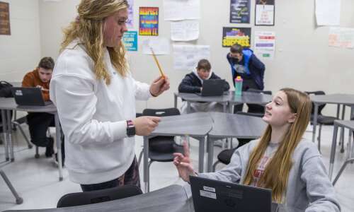 Linn-Mar Connection increase relationships between staff, students