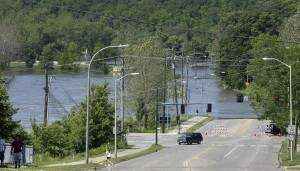 Flood of 2008 caused 'wild scramble' in Iowa City, Coralville