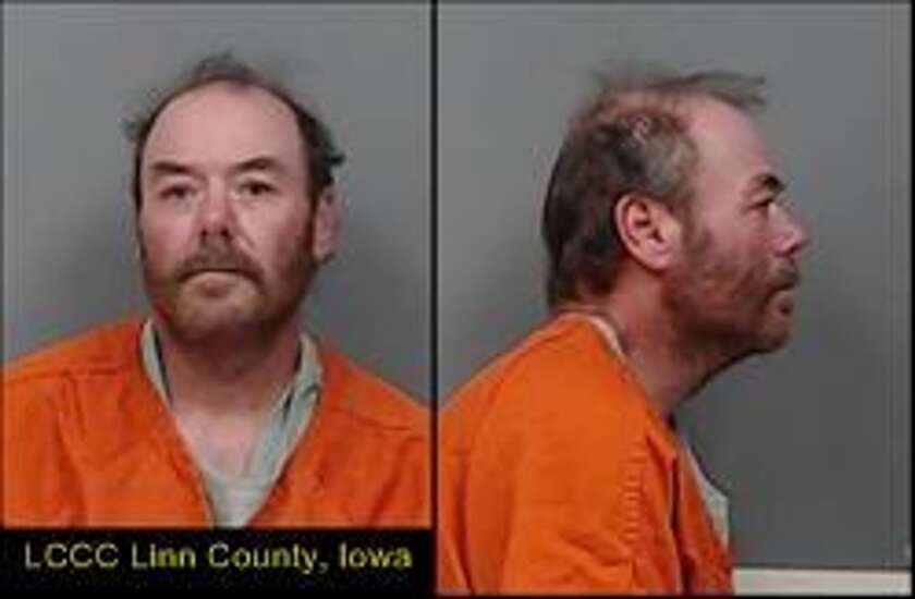 Cedar Rapids man faces 16 charges for arson, animal abuse 