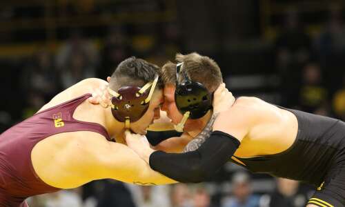 Max Murin revered for toughness in Iowa wrestling room