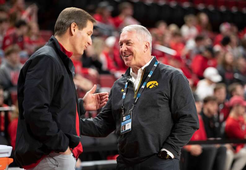 Iowa athletics director Gary Barta ‘pursuing’ repeal of NCAA’s one-time transfer rule