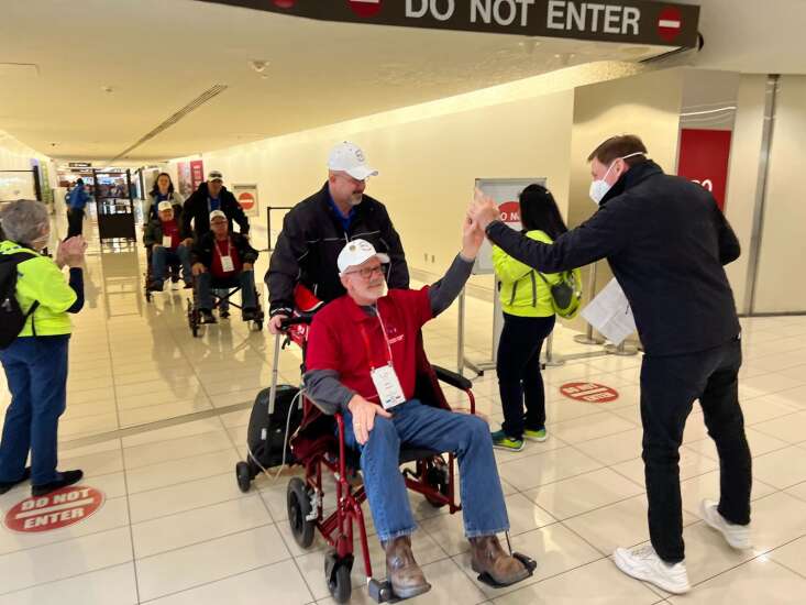 Year’s first Eastern Iowa Honor Flight elicits memories, gratitude